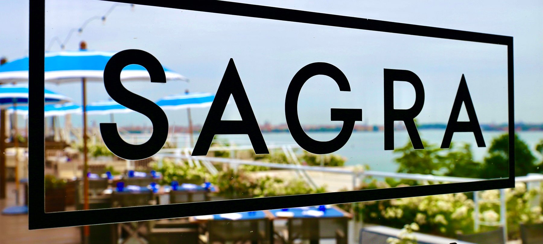 Sono stata alla Sagra del Folpo in Veneto, ma ho visto krapfen, stand della  Lega e aspirapolveri, image size:1800x808